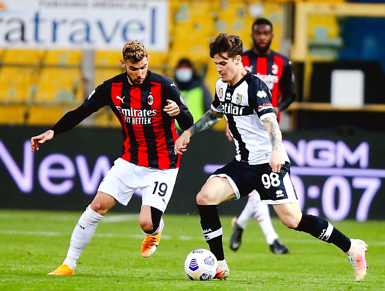 卡利亚里足球队联赛表现持续惊艳的简单介绍