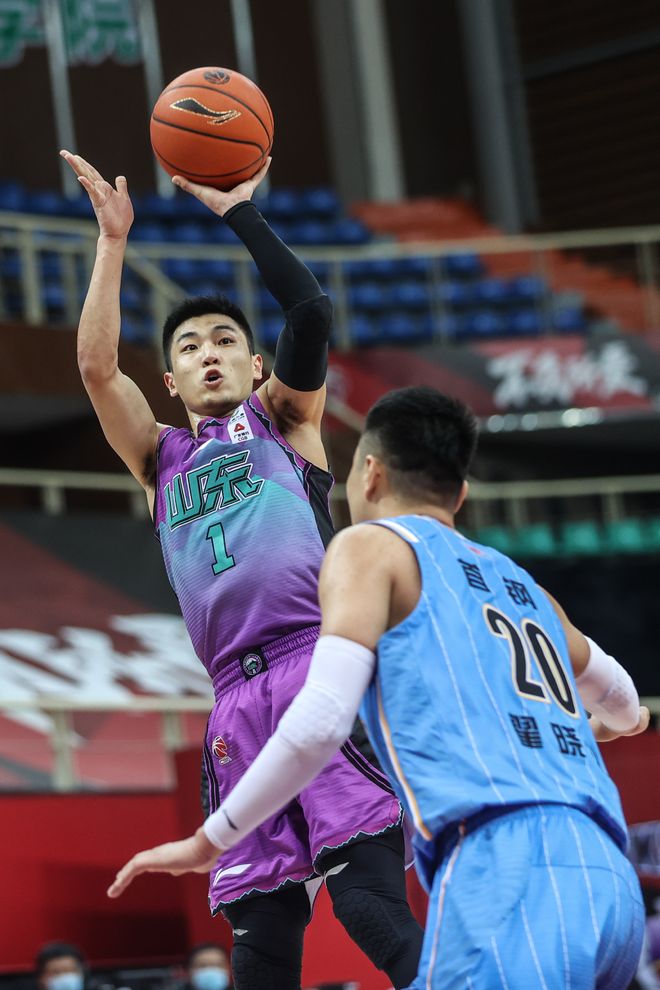 三亿体育体育网站入口-山东男篮青年队表现神勇，刷新历史记录